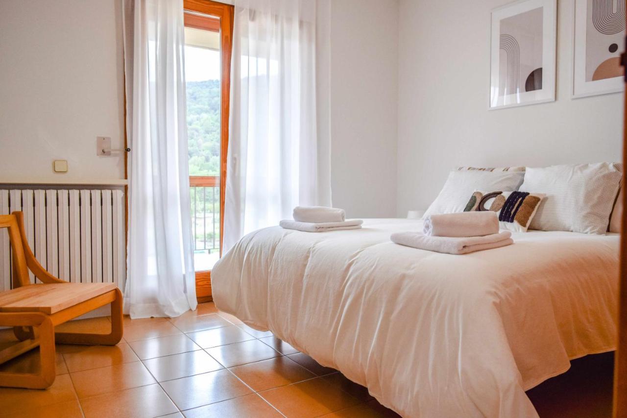 Can Falga Casa Con Jardin En El Corazon De เบซาลู ภายนอก รูปภาพ
