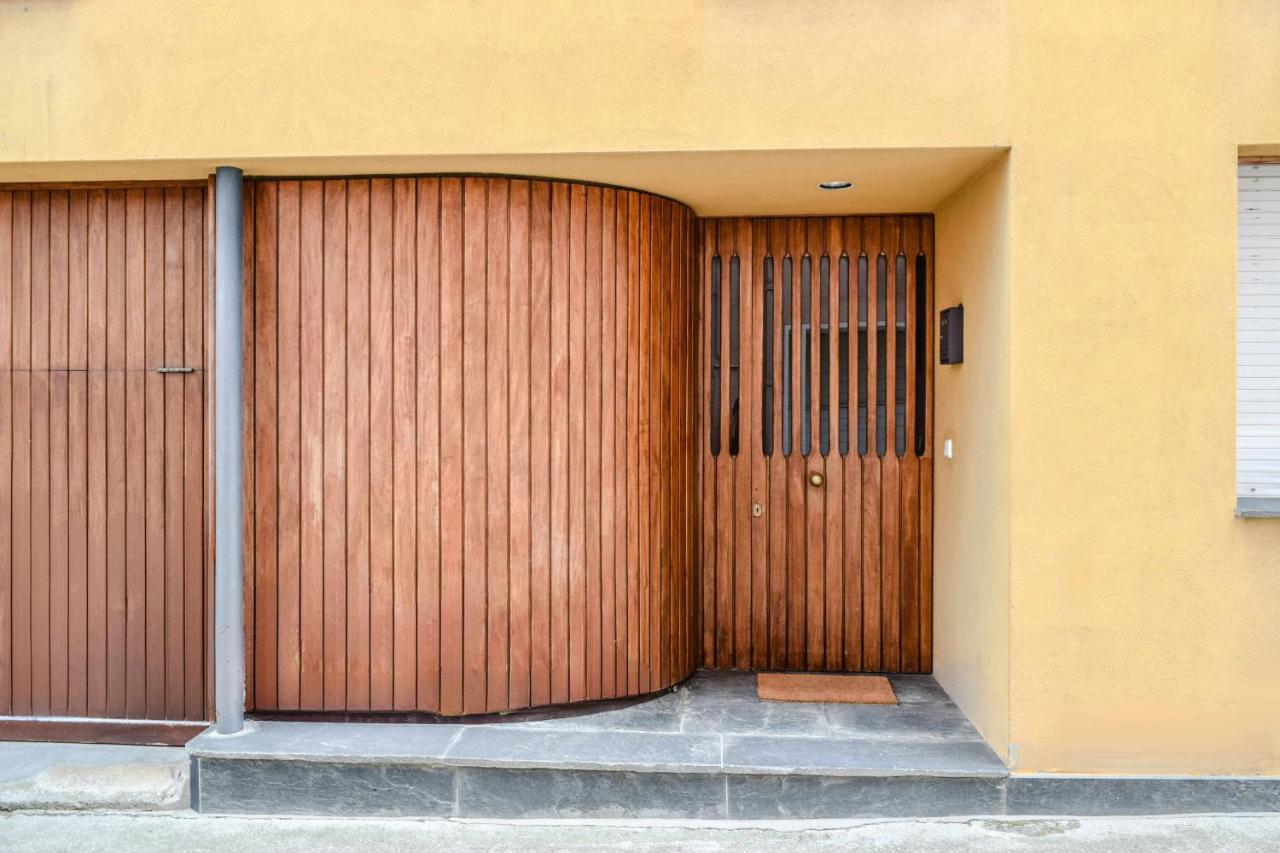 Can Falga Casa Con Jardin En El Corazon De เบซาลู ภายนอก รูปภาพ
